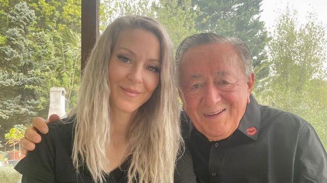 Überraschendes Liebes-Comeback: Richard "Mörtel" Lugner und sein Bienchen alias Simone Reiländer haben wieder zusammen gefunden undwohnen jetzt auch schon zusammen.