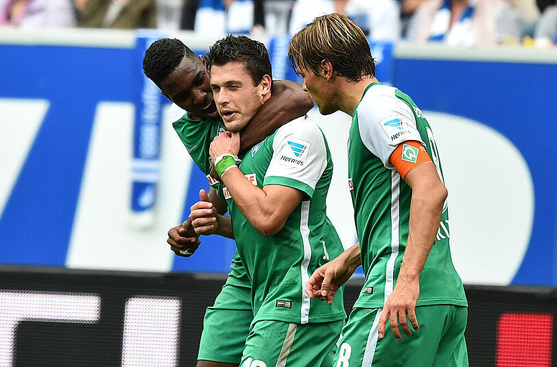 Clemens Fritz und Zlatko Junuzovic müssen nach ihrer absichtlichten gelben Karte 20.000 Euro Strafe zahlen.