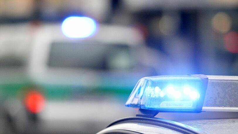 Die Polizei vermutete zunächst einen Einbrecher. (Symbolbild) Die Polizei vermutete zunächst einen Einbrecher. (Symbolbild)