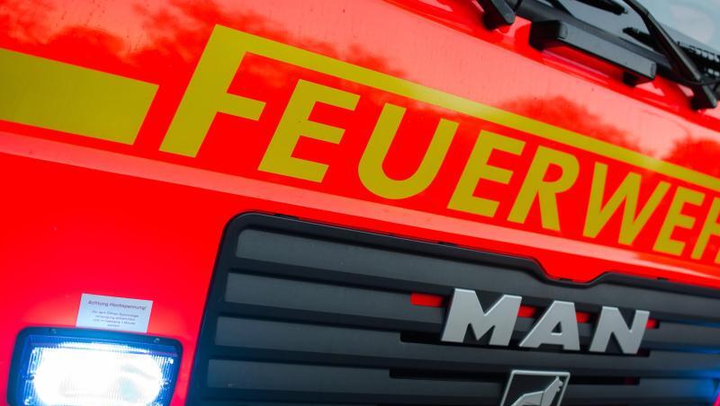 Ein Löschfahrzeug der Feuerwehr. Foto: Daniel Bockwoldt/dpa/Archivbild Ein Löschfahrzeug der Feuerwehr. Foto: Daniel Bockwoldt/dpa/Archivbild