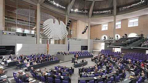 Die Koalition will das Wahlrecht &auml;ndern, eine L&ouml;sung ist aber nicht in Sicht. (Archivbild)