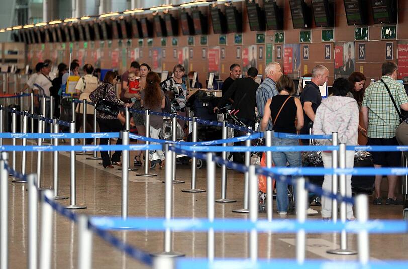 Der Flughafen Moskau Scheremetjewo. Der Transitbereich ist modern und geräumig, es gibt viele Geschäfte und Restaurants.