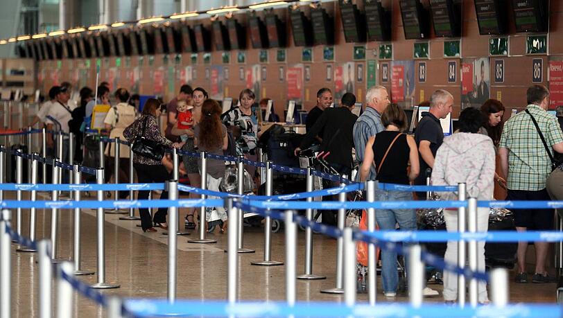 Der Flughafen Moskau Scheremetjewo. Der Transitbereich ist modern und geräumig, es gibt viele Geschäfte und Restaurants. Der Flughafen Moskau Scheremetjewo. Der Transitbereich ist modern und geräumig, es gibt viele Geschäfte und Restaurants.