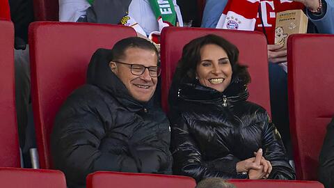 "Das ist der Klub, der immer in meinem Herzen war", sagt der neue Sportvorstand Max Eberl über den FC Bayern. Unterstützung erhält er von seiner Lebensgefährtin Natascha Fruscella.