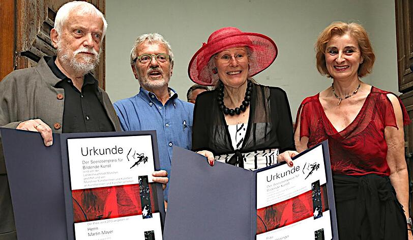Die Seerosen-Preisträger samt Stadträtin (r.) und Laudator.