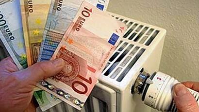 "Die Realitäten in Deutschland sprechen jedem Sparappell Hohn. Und daran ist die Politik der Bundesregierung schuld." "Die Realitäten in Deutschland sprechen jedem Sparappell Hohn. Und daran ist die Politik der Bundesregierung schuld."