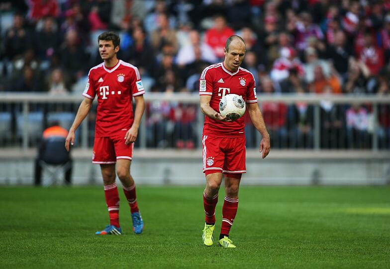 34.: FCB - Mainz 4:1. Aufholjagd nach 0:1. Robben will Elfer, darf aber nicht.