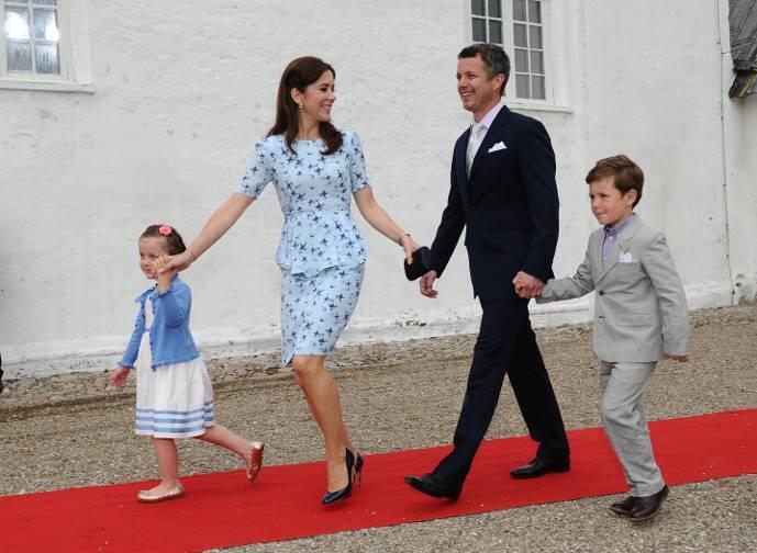 Die Kronprinzen-Familie von Dänemark: Fredeerik und Mary mit ihren Kindern Isabella und Christian
