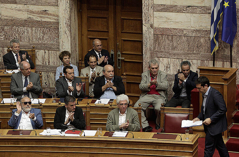 Der Kurs von Regierungschef Tsipras erhält etwas mehr Unterstützung aus den eigenen Reihen.