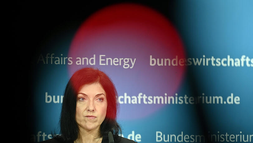 Bundeswirtschaftsministerin Katherina Reiche (CDU) war vor ihrem Amtsantritt die Vorstandsvorsitzende der Westenergie AG. Vom 600.000 Kilometer langen deutschen Erdgasnetz geh&ouml;ren 38.000 Kilometer dem Tochterunternehmen Westnetz GmbH.