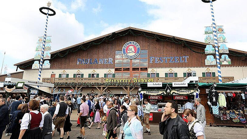 Das Paulaner Zelt ist mit 8.450 Plätzen das größte Zelt auf der Wiesn. Dieses Jahr wird es vielleicht nicht aufgebaut. Das Paulaner Zelt ist mit 8.450 Plätzen das größte Zelt auf der Wiesn. Dieses Jahr wird es vielleicht nicht aufgebaut.