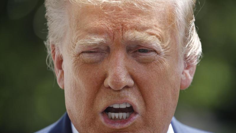 US-Präsident Donald Trump fordert von den Gouverneuren eine härtere Gangart. US-Präsident Donald Trump fordert von den Gouverneuren eine härtere Gangart.