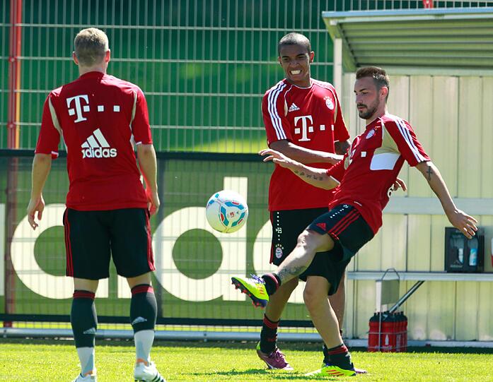 Jupp Heynckes hatte bei seiner  Rückkehr zu Bayern München nur einen Rumpfkader zur Verfügung. Bei  der ersten Trainingseinheit am Montag standen gerade einmal sieben  Profis auf dem Platz. Die Bilder