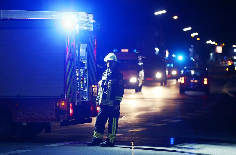 Ein 17-jähriger Afghane hat am Montagabend 21 Menschen in einem Regionalzug angegriffen. Die Bilder vom Tatort.