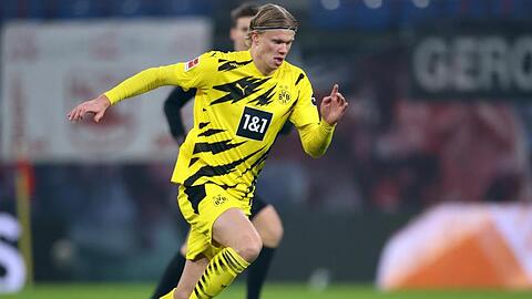 Der FC Chelsea soll an BVB-Stürmer Erling Haaland interessiert sein.