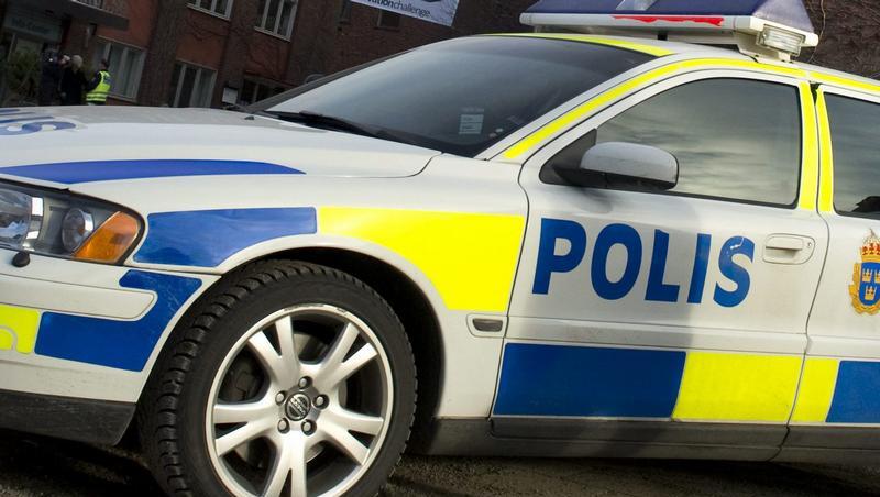 Schwedische Polizei auf der Jagd nach dem Heckenschützen Schwedische Polizei auf der Jagd nach dem Heckenschützen