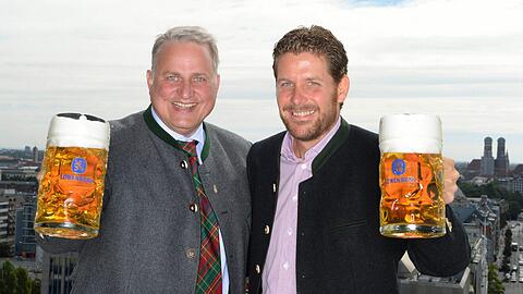 Bleiben Freunde: Wiesnwirt Christian Schottenhamel und Event-Profi Philip Greffenius (r.).