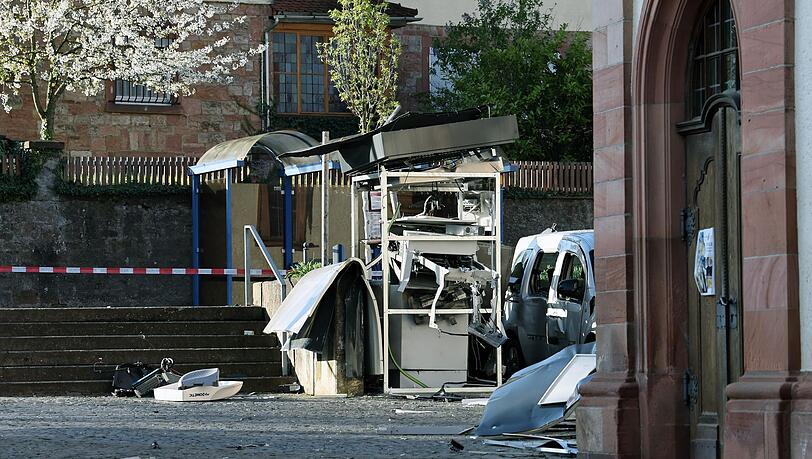 Das Bundeskriminalamt (BKA) verzeichnete im Jahr 2023 bundesweit 461 Fälle von gesprengten Geldautomaten. Zahlen für 2024 wurden noch nicht veröffentlicht. (Archivbild)