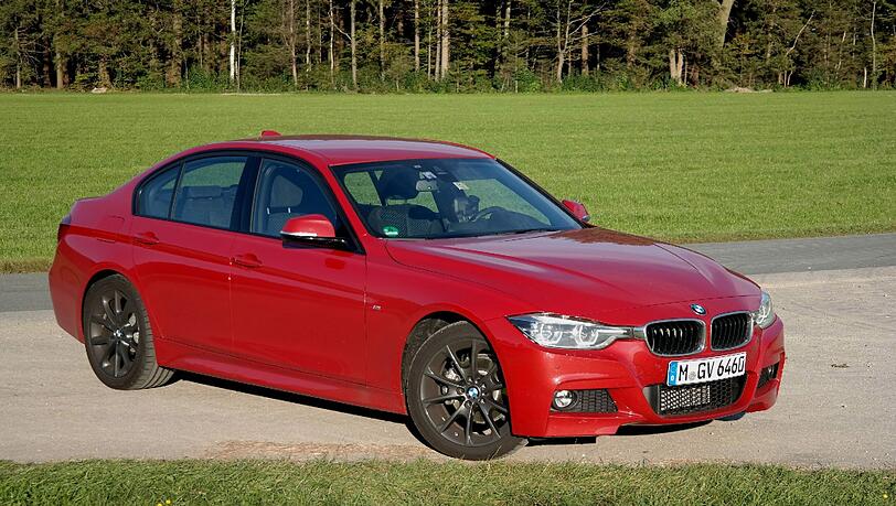 Ein erfreulicher Anblick: Der 3er BMW hat eine weltweite Fan-Gemeinde - er trifft mit Styling und Dynamik den Geschmack. Ein erfreulicher Anblick: Der 3er BMW hat eine weltweite Fan-Gemeinde - er trifft mit Styling und Dynamik den Geschmack.