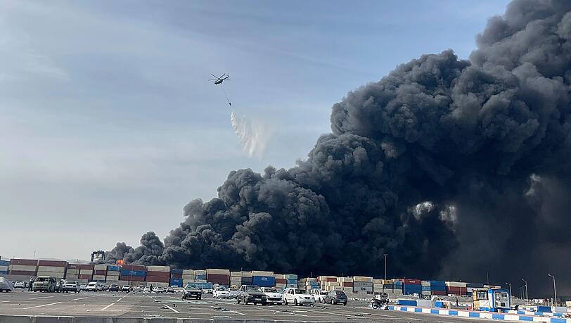Die Zahl der Todesopfer der Explosion in Südiran ist innerhalb weniger Stunden von 7 auf 14 gestiegen.