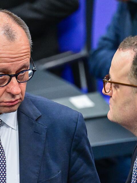 In seiner Funktion als CDU-Chef hatte Bundeskanzler Friedrich Merz Spahn zum R&uuml;ckzug aufgefordert. (Archivbild)