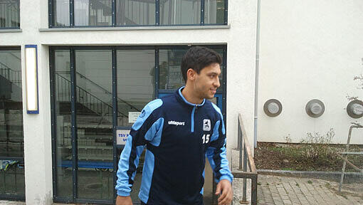 Der Neuzugang aus Mainz, Malik Fathi, ist zum ersten Mal auf dem Trainingsgeländer an der Grünwalder Straße zu sehen. Hier die Bilder! Der Neuzugang aus Mainz, Malik Fathi, ist zum ersten Mal auf dem Trainingsgeländer an der Grünwalder Straße zu sehen. Hier die Bilder!