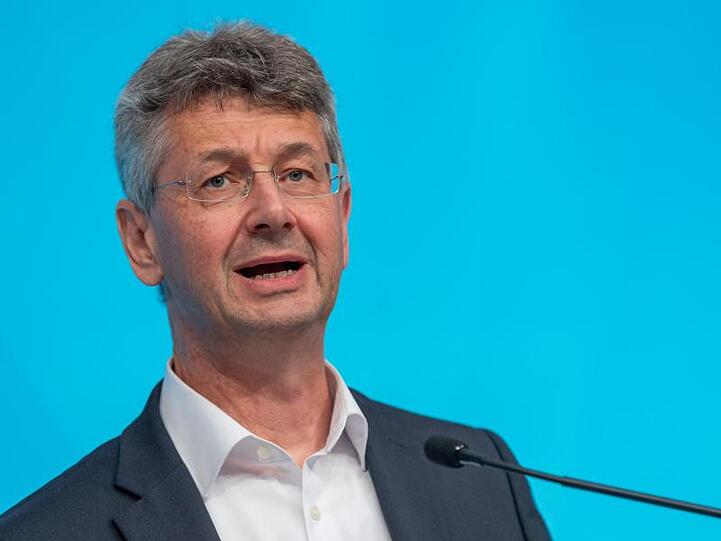 Michael Piazolo (Freie Wähler), Staatsminister für Unterricht und Kultus. Foto: Peter Kneffel/dpa/Archivbild