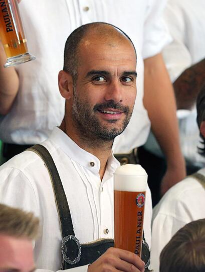 Ein Katalane in Lederhosen: Pep Guardiola in Tracht.