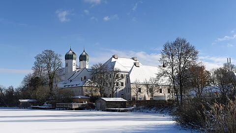 Das Kloster Seeon im Chiemgau.