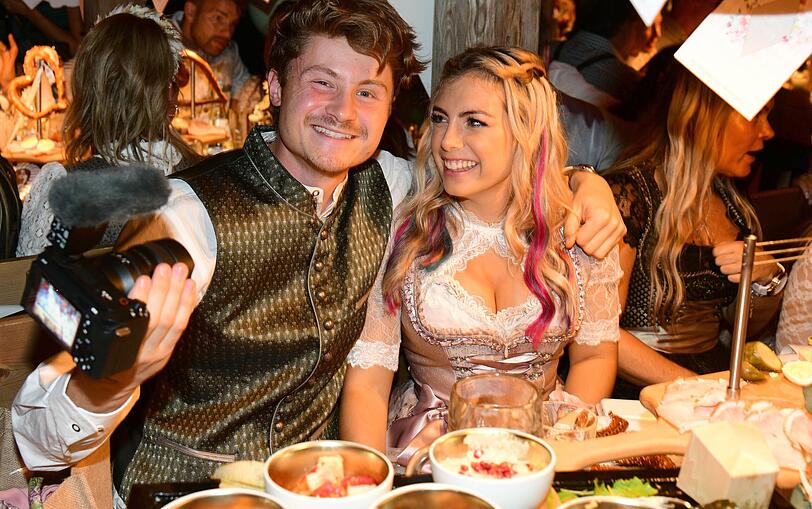 Felix von der Laden und Chany Dakota