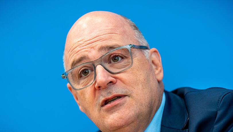 BDA-Chef Kampeter: "Viele Unternehmen k&ouml;nnen sich die Entlastungspr&auml;mie nicht leisten." (Archivbild)