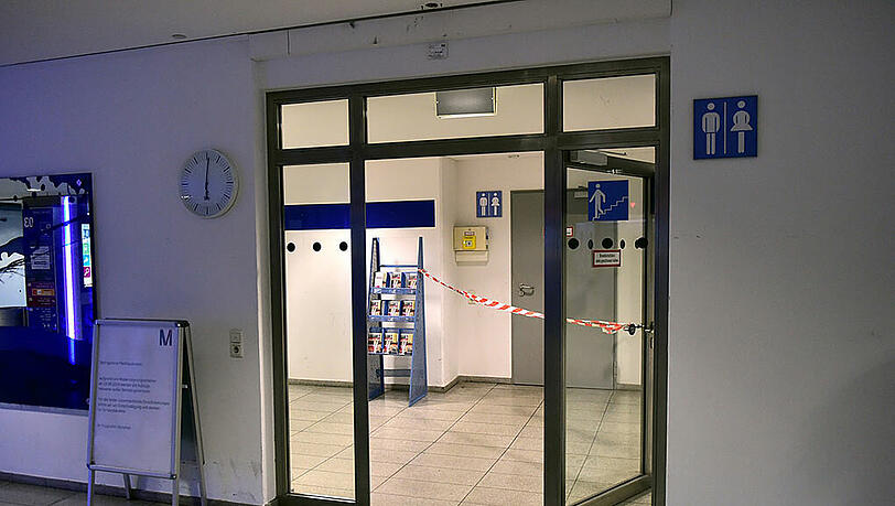 Auf dieser Toilette am Flughafen München war das Neugeborene entdeckt worden. Auf dieser Toilette am Flughafen München war das Neugeborene entdeckt worden.