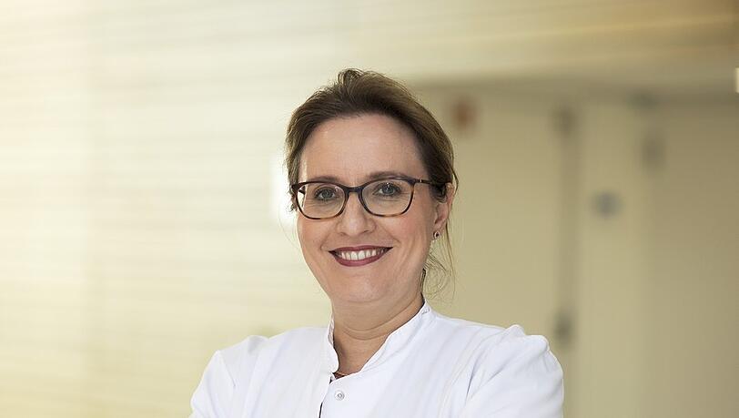 Stephanie Combs ist Direktorin der Klinik für Radio-Onkologie und Strahlentherapie am TUM-Universitätsklinikum. Stephanie Combs ist Direktorin der Klinik für Radio-Onkologie und Strahlentherapie am TUM-Universitätsklinikum.