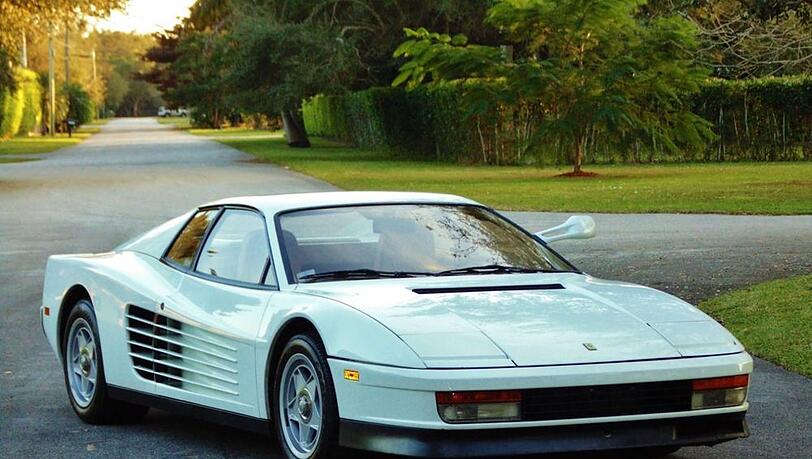 Kultkarrosse: Der weiße Ferrari aus "Miami Vice" steht zum Verkauf Kultkarrosse: Der weiße Ferrari aus "Miami Vice" steht zum Verkauf