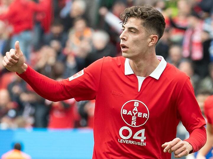 Leverkusens Kai Havertz (M) bejubelt sein Tor. Foto: Federico Gambarini/Archivbild