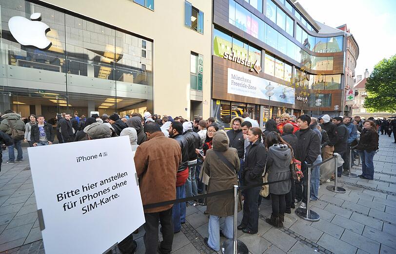 Da nahmen die Apple-Jünger langes Anstehen bei niedrigen Temperaturen in Kauf.