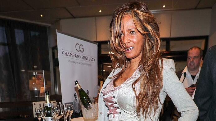 Naddel war bei der Trachten-Party als Star-Gast gebucht.