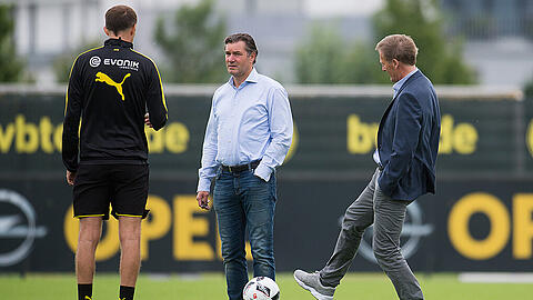Die BVB-Oberen: Trainer Thomas Tuchel, Sportdirektor Michael Zorc, Geschäftsführer Hans-Joachim Watzek (von links).