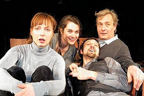 Ein Typen-Quartett zwischen Angst und Hoffnung: Christine Mertens, Nora Wiel, Thomas Georgiadis und Thomas Witte.