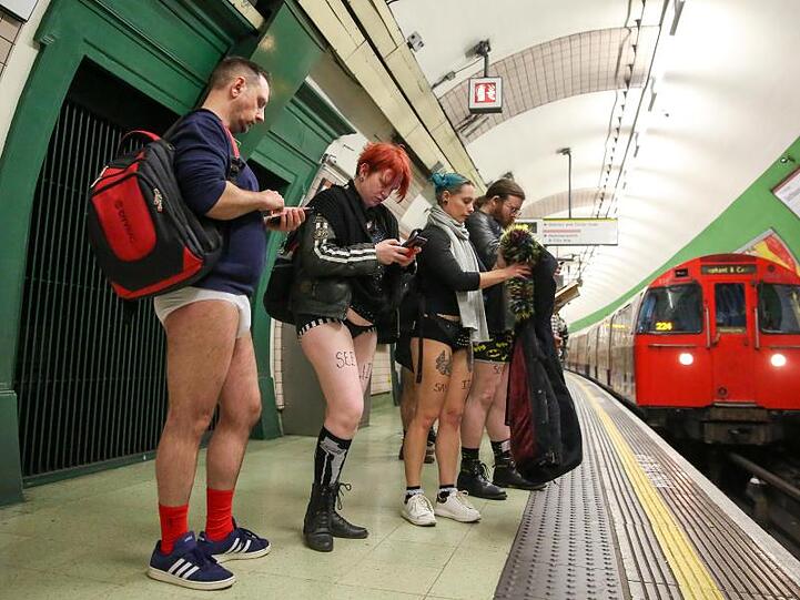 Auch in London blieben die Hosen zuhause.