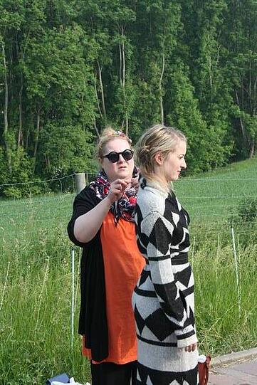Bilder vom Making- of: Die Aufnahmen für den Jungbauernkalender 2013 in Bayern fanden im Mai statt