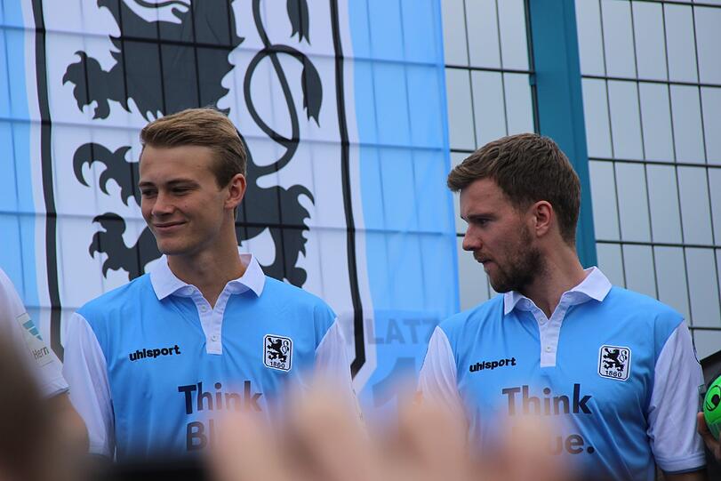 Weitere Bilder von der Präsentation der Zweitliga-Profis vom TSV 1860 München beim Löwen-Fanfest