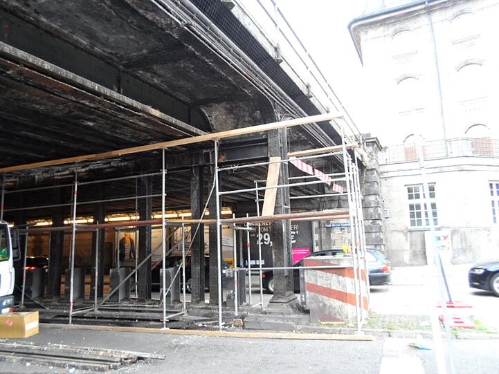 Baustelle Paul-Heyse-Tunnel: Der Blick in die dreckige Röhre