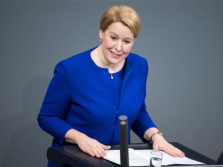 Familienministerin Franziska Giffey sieht ein Ungleichgewicht in den Führungsetagen des Landes.