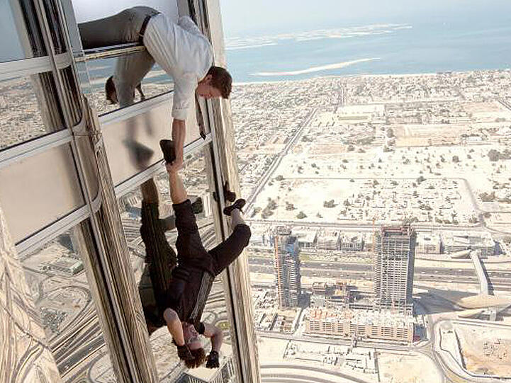 "Mission: Impossible - Phantom Protokoll": William Brandt (o.) und Ethan Hunt sind auf dem höchsten Turm der Welt unterwegs