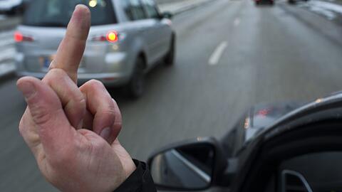 Immer wieder kommt es auf Münchens Straßen zu Streitigkeiten (Symbolfoto).