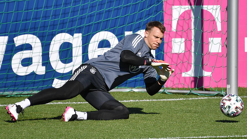 Manuel Neuer im DFB-Trainingslager in Seefeld.