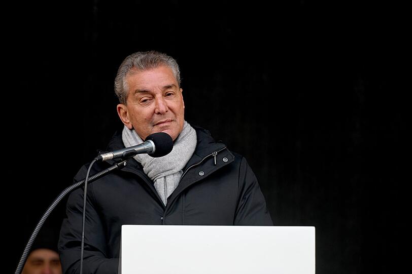 Der jüdische Publizist Michel Friedman wird am 26. Juli in Bayreuth erwartet. (Archivbild) Der jüdische Publizist Michel Friedman wird am 26. Juli in Bayreuth erwartet. (Archivbild)