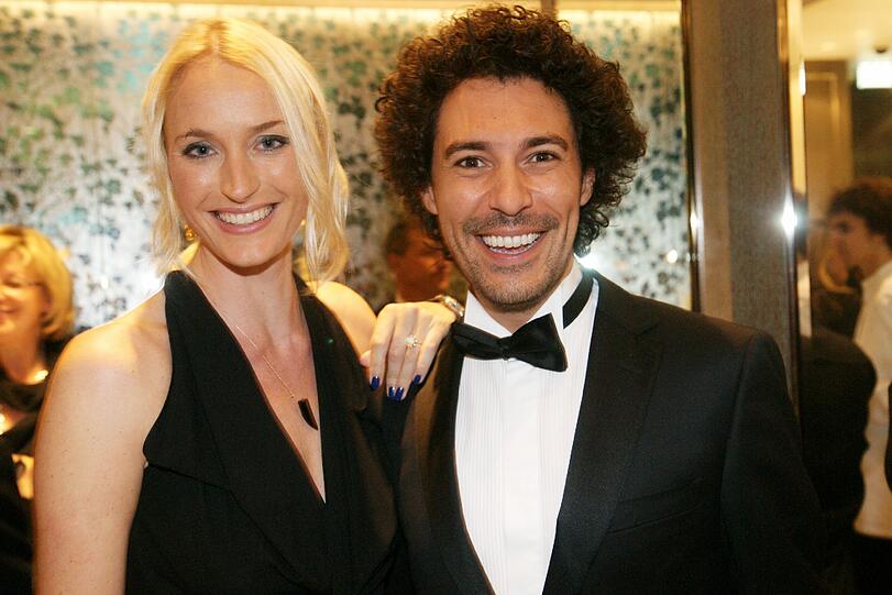 Viele Promis ließen sich blicken:  Die Chefredakteurin der Cosmopolitan Petra Winter und der aus Germanys next Topmodel bekannt gewordene Boris Entrup.