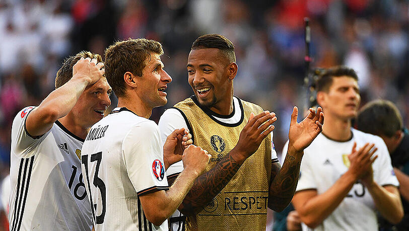 Jérôme Boateng gab mit seinem Tor zum 1:0 den Startschuss, Mario Gomez und Julian Draxler machten alles klar. Jérôme Boateng gab mit seinem Tor zum 1:0 den Startschuss, Mario Gomez und Julian Draxler machten alles klar.